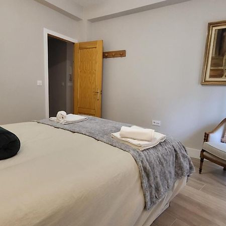 Rentalsevilla En La Plaza Del Salvador Eksteriør billede