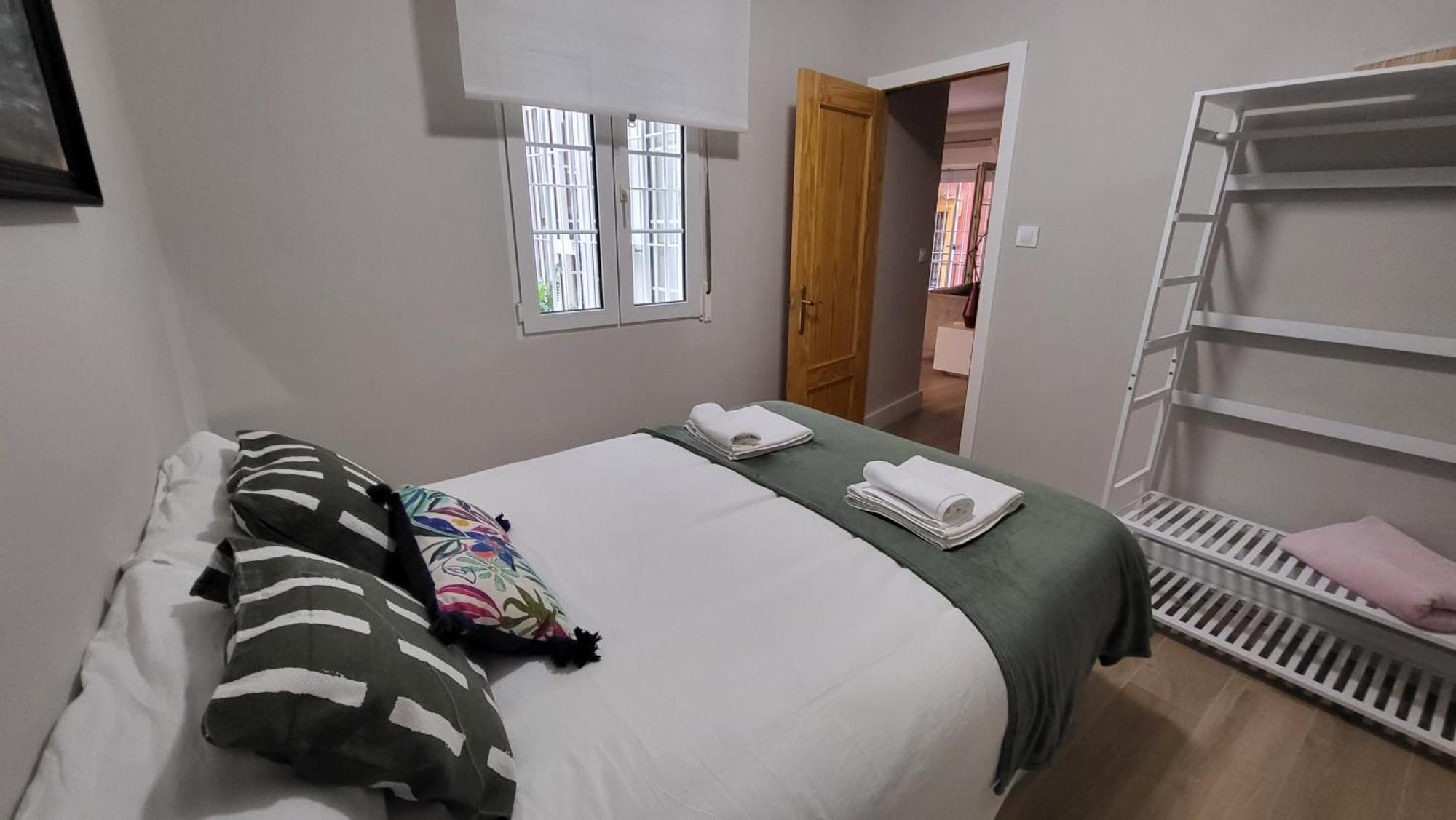 Rentalsevilla En La Plaza Del Salvador Eksteriør billede