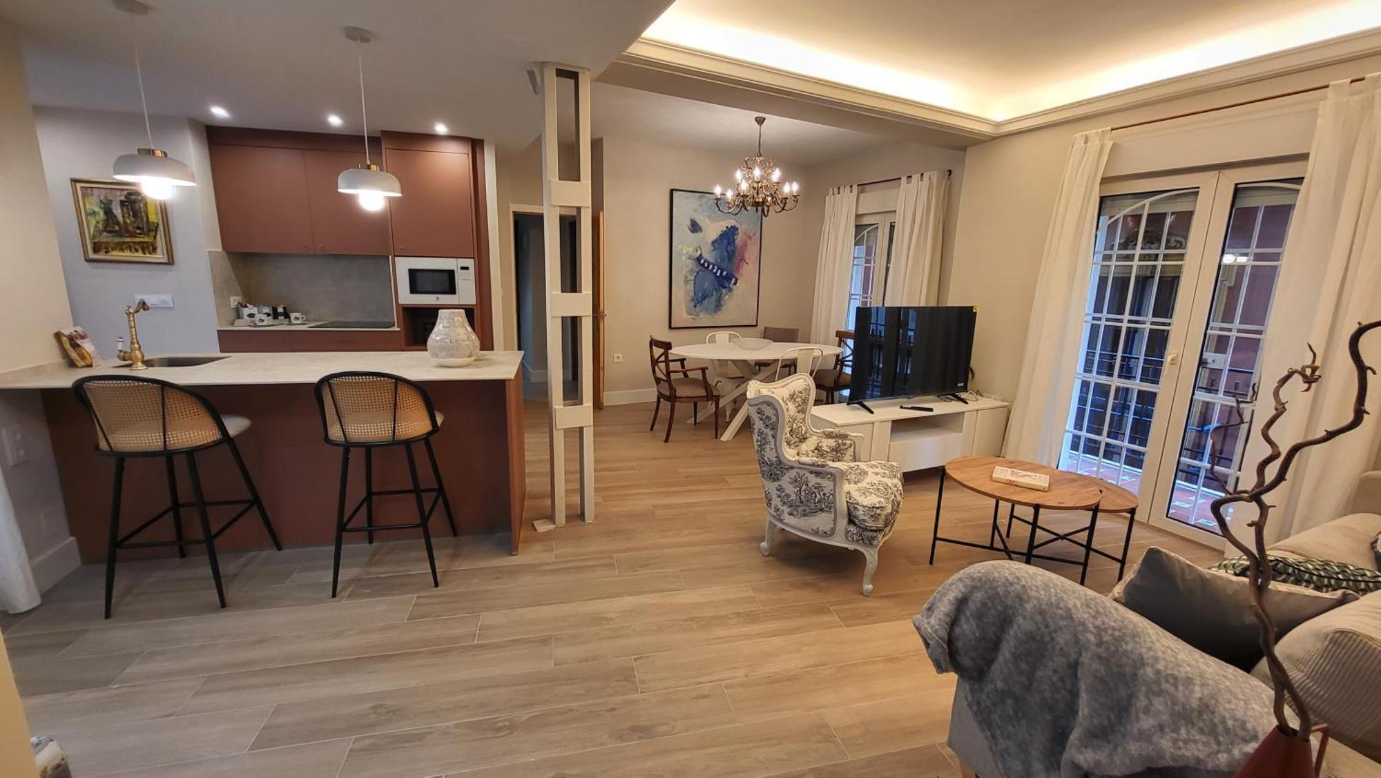 Rentalsevilla En La Plaza Del Salvador Eksteriør billede