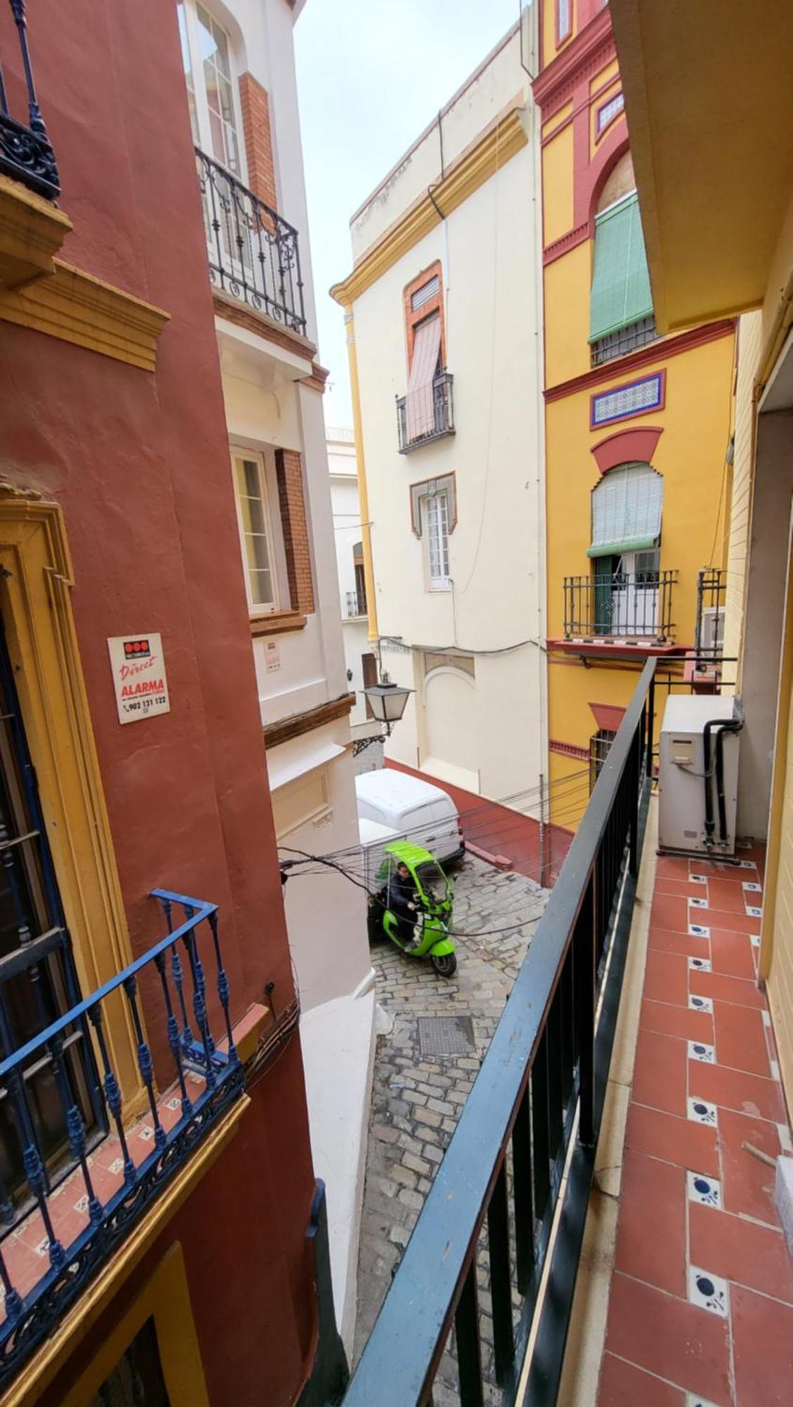 Rentalsevilla En La Plaza Del Salvador Eksteriør billede